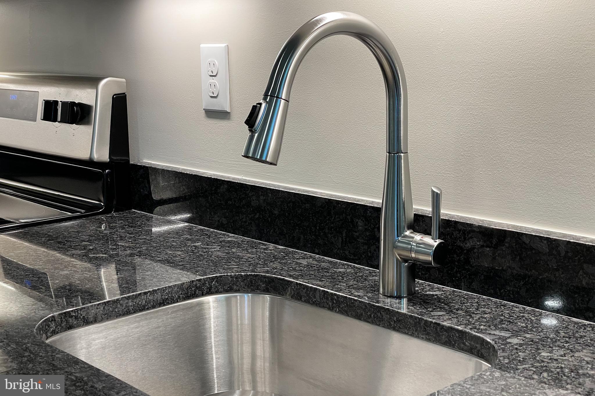 OLD TOWN ALEXANDRIA - Residential Lease