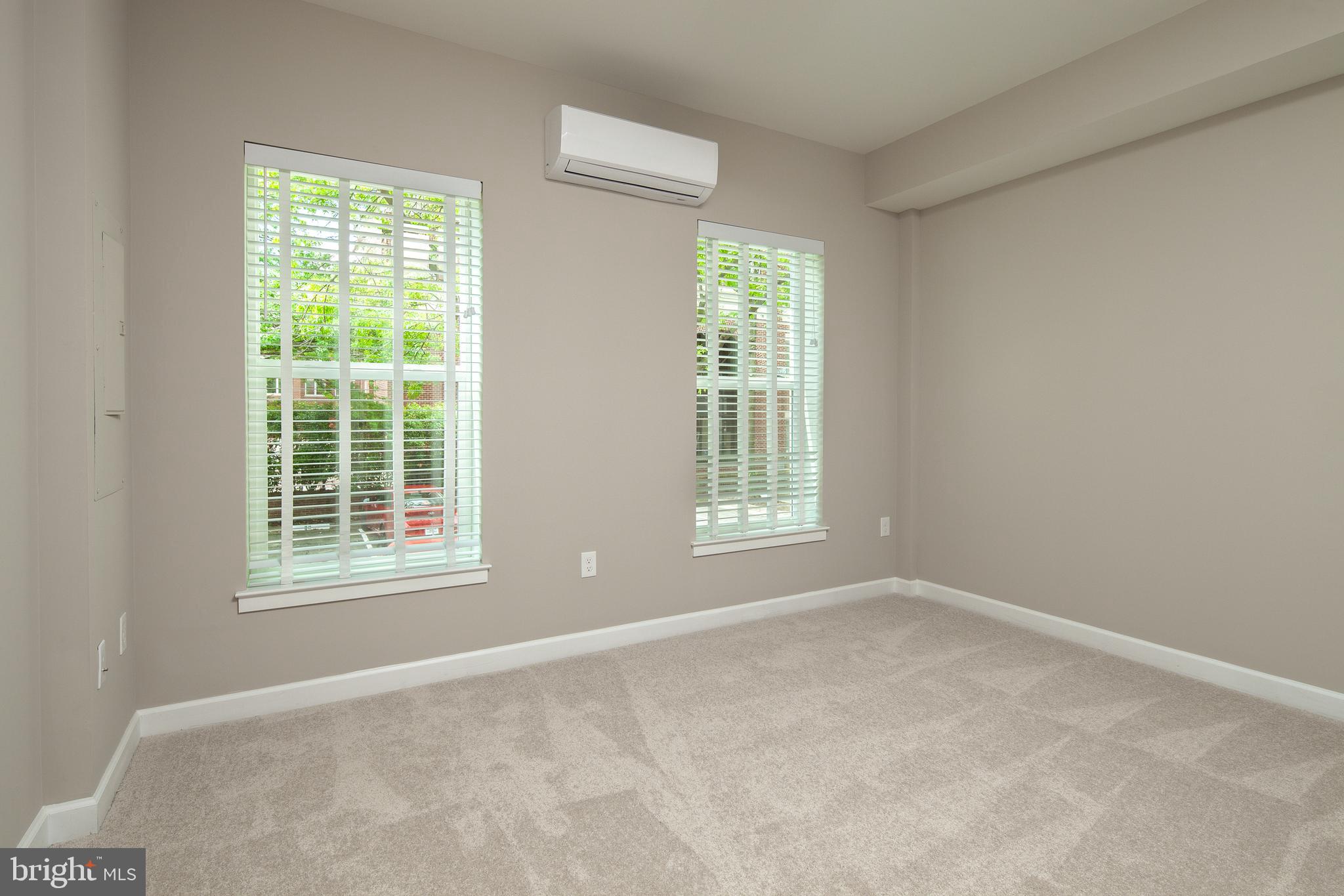 OLD TOWN ALEXANDRIA - Residential Lease