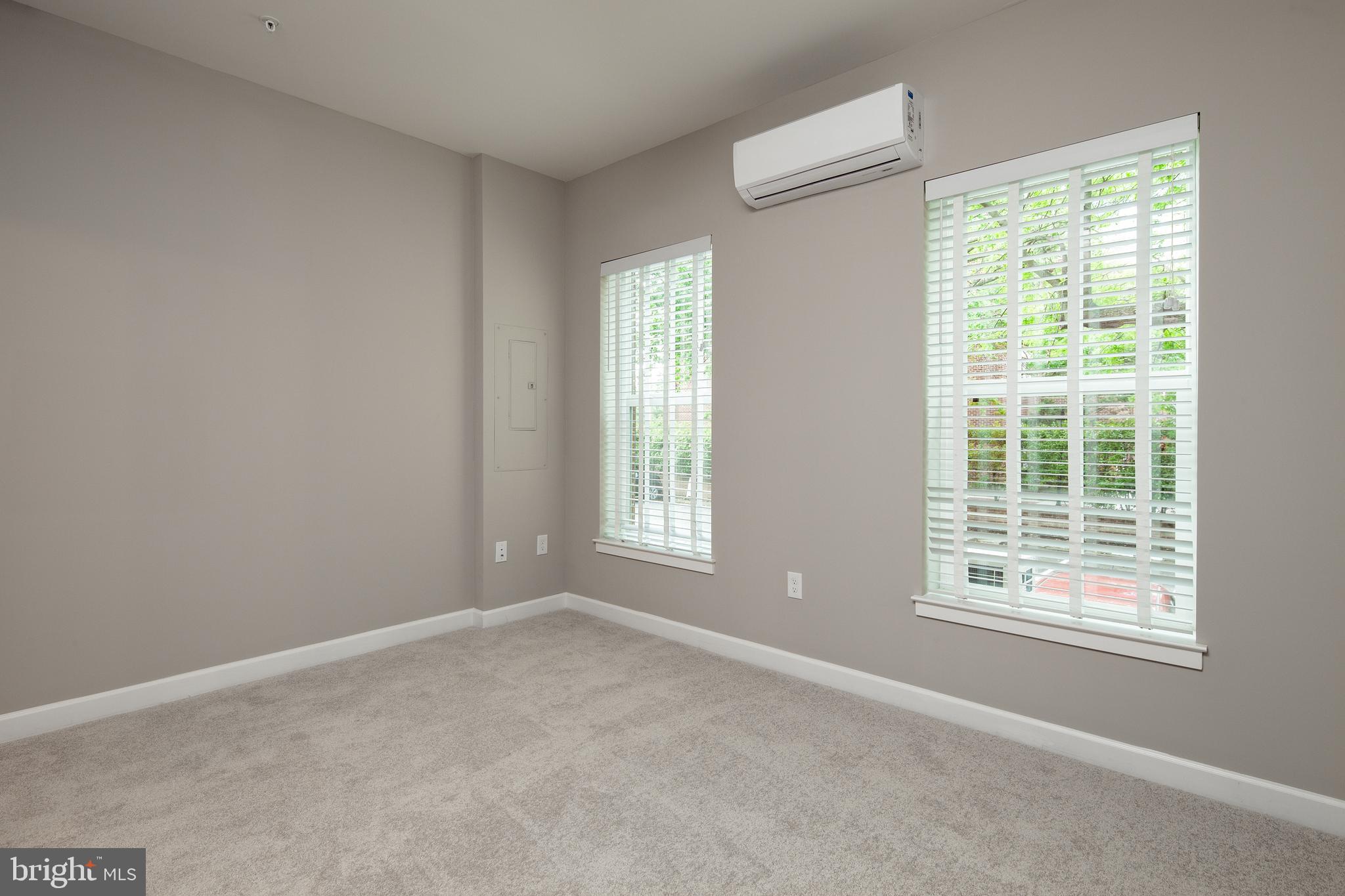 OLD TOWN ALEXANDRIA - Residential Lease