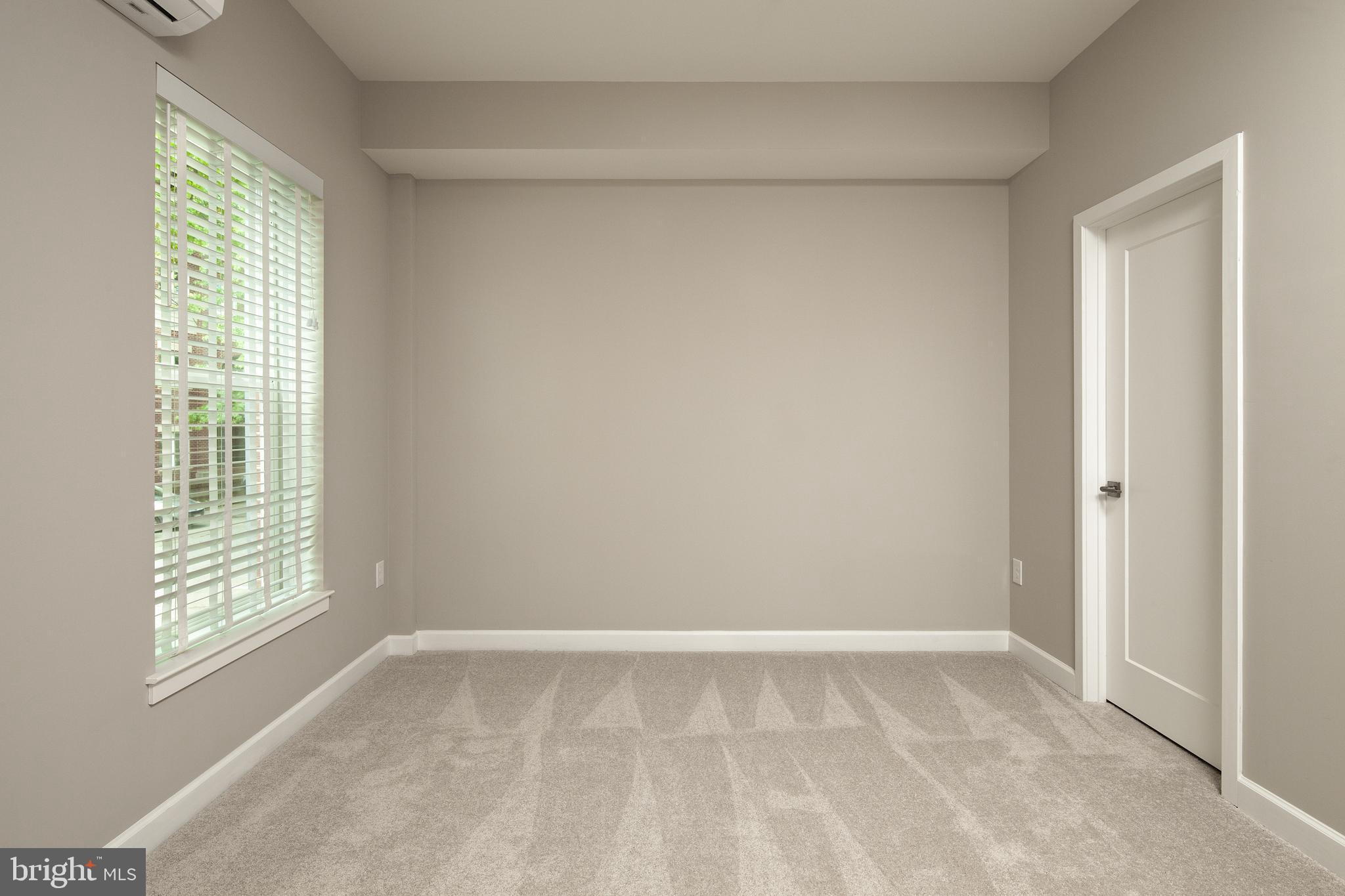 OLD TOWN ALEXANDRIA - Residential Lease