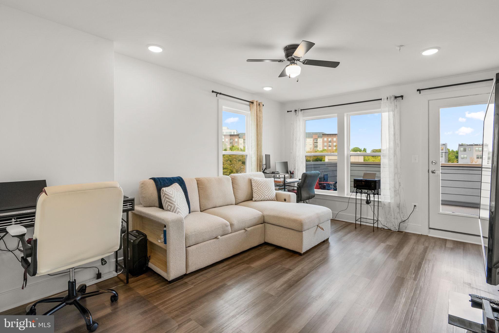 KING FARM - Residential