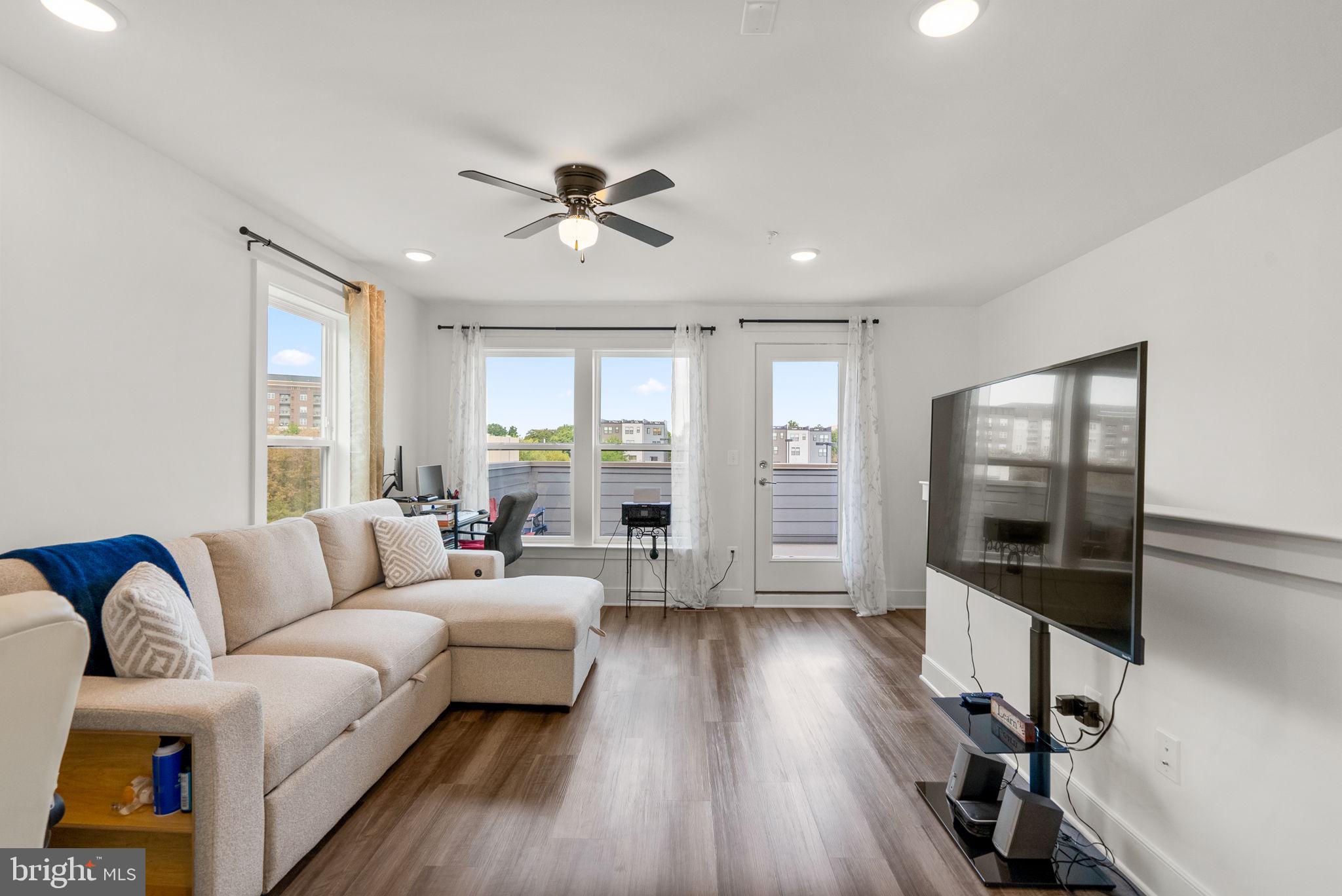 KING FARM - Residential