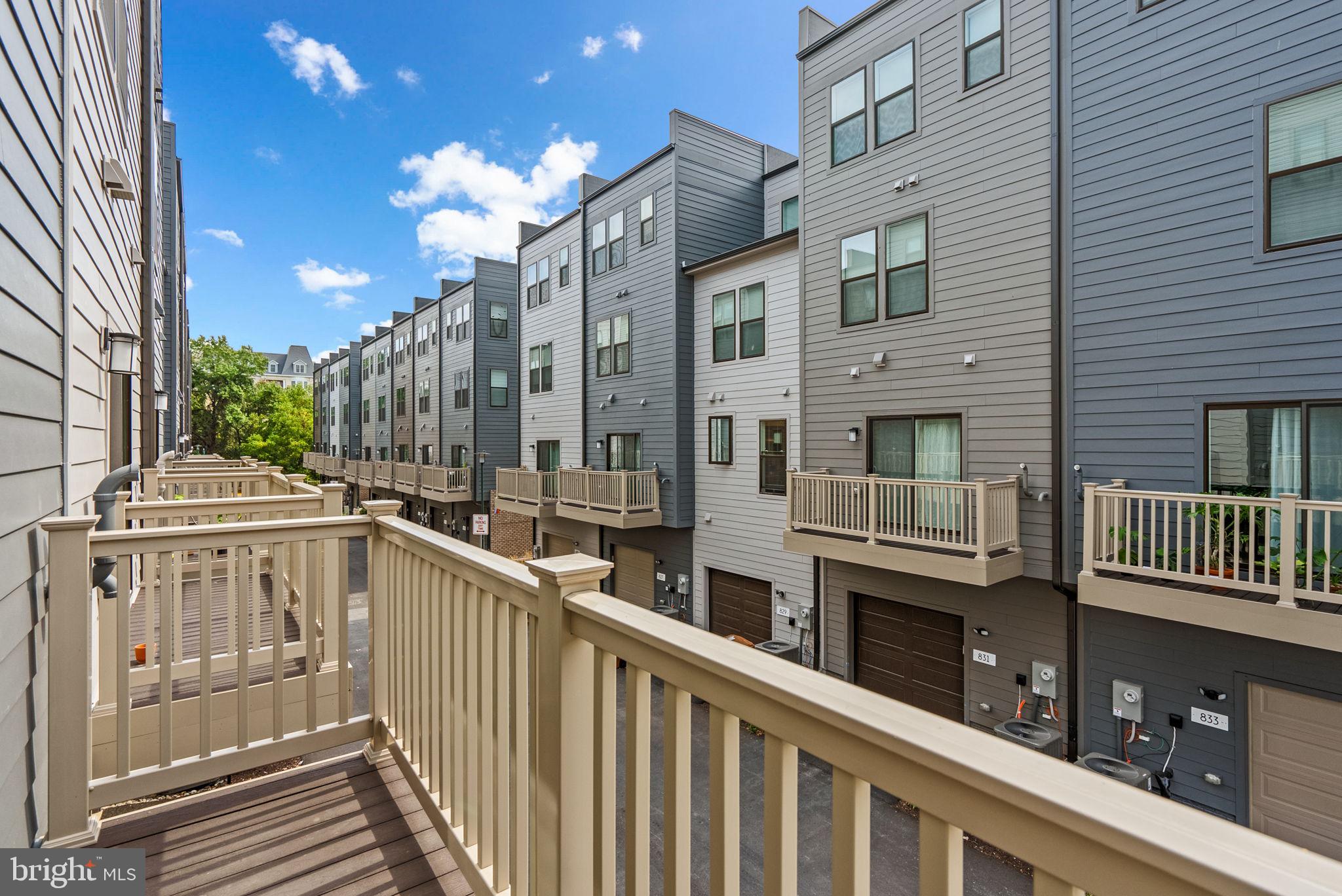 KING FARM - Residential