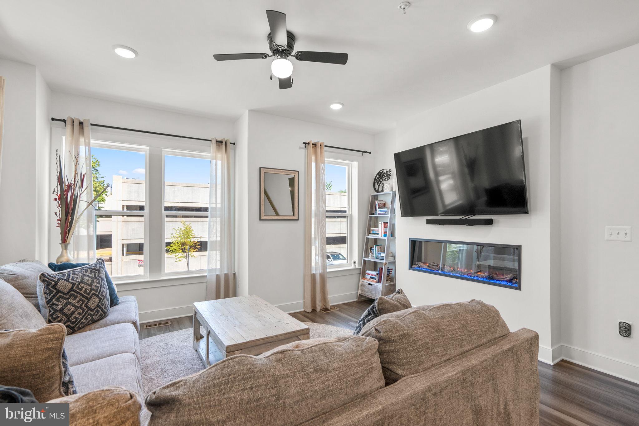 KING FARM - Residential