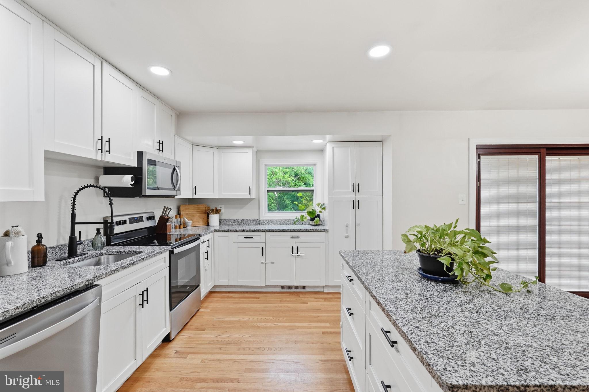 9375 WESTFIELD DRIVE