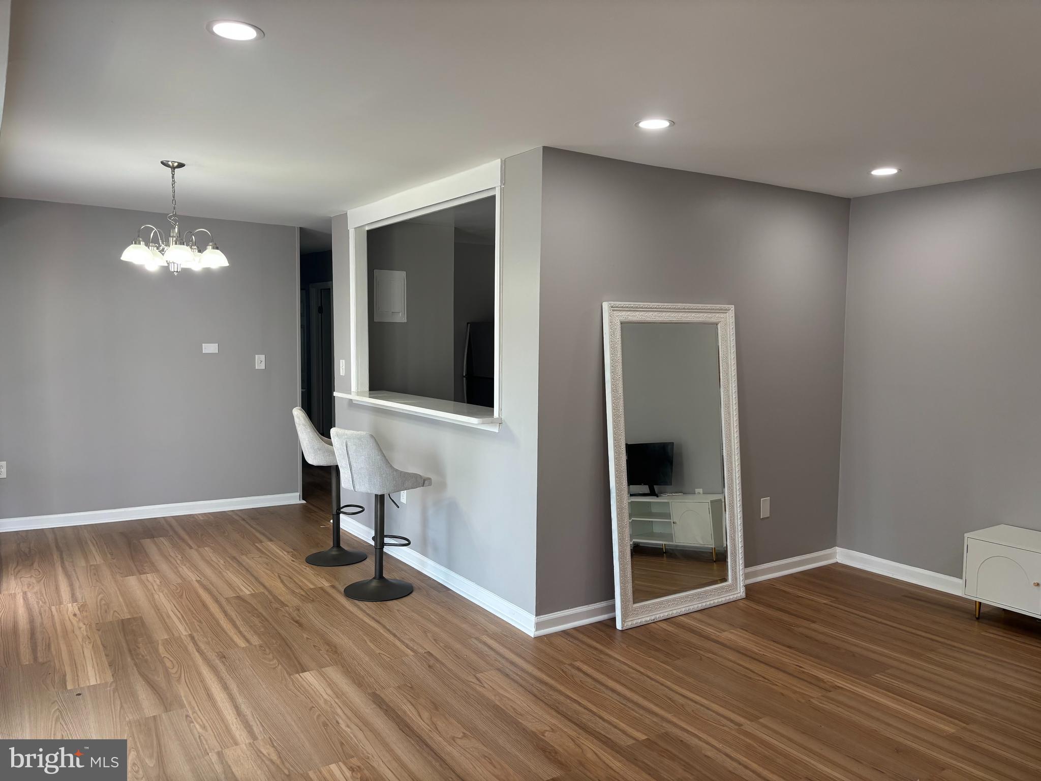 ADELPHI TERRACE CONDO - Residential