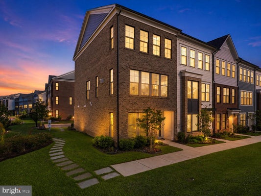 13770 KAHAWAI DR, WOODBRIDGE, VA 22191 - Image efae33449690e6443c636d54d8e54ea3/2252017117