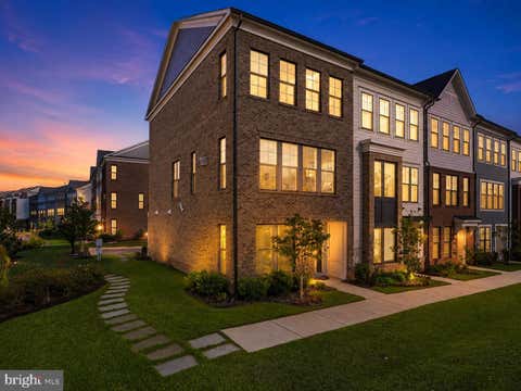 Photo of 13770 Kahawai Drive, WOODBRIDGE, VA 22191 (MLS # VAPW2127940)