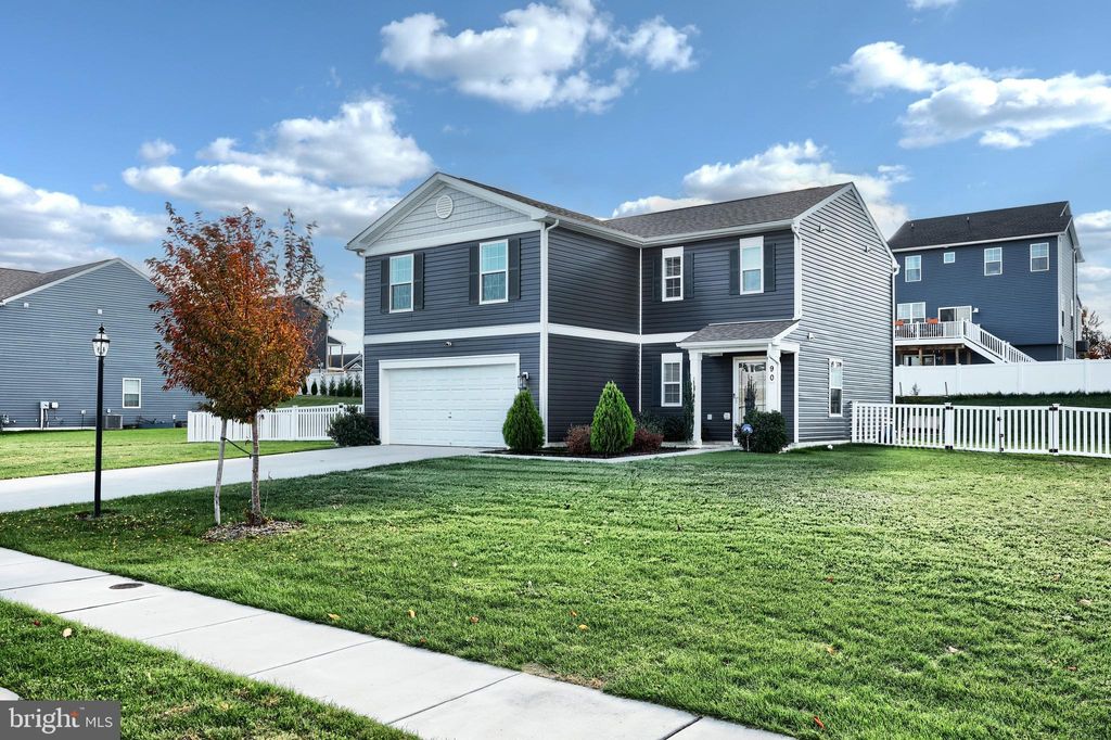Photo of 90 Knobby Hook Dr, HANOVER, PA 17331 (MLS # PAYK2091326)