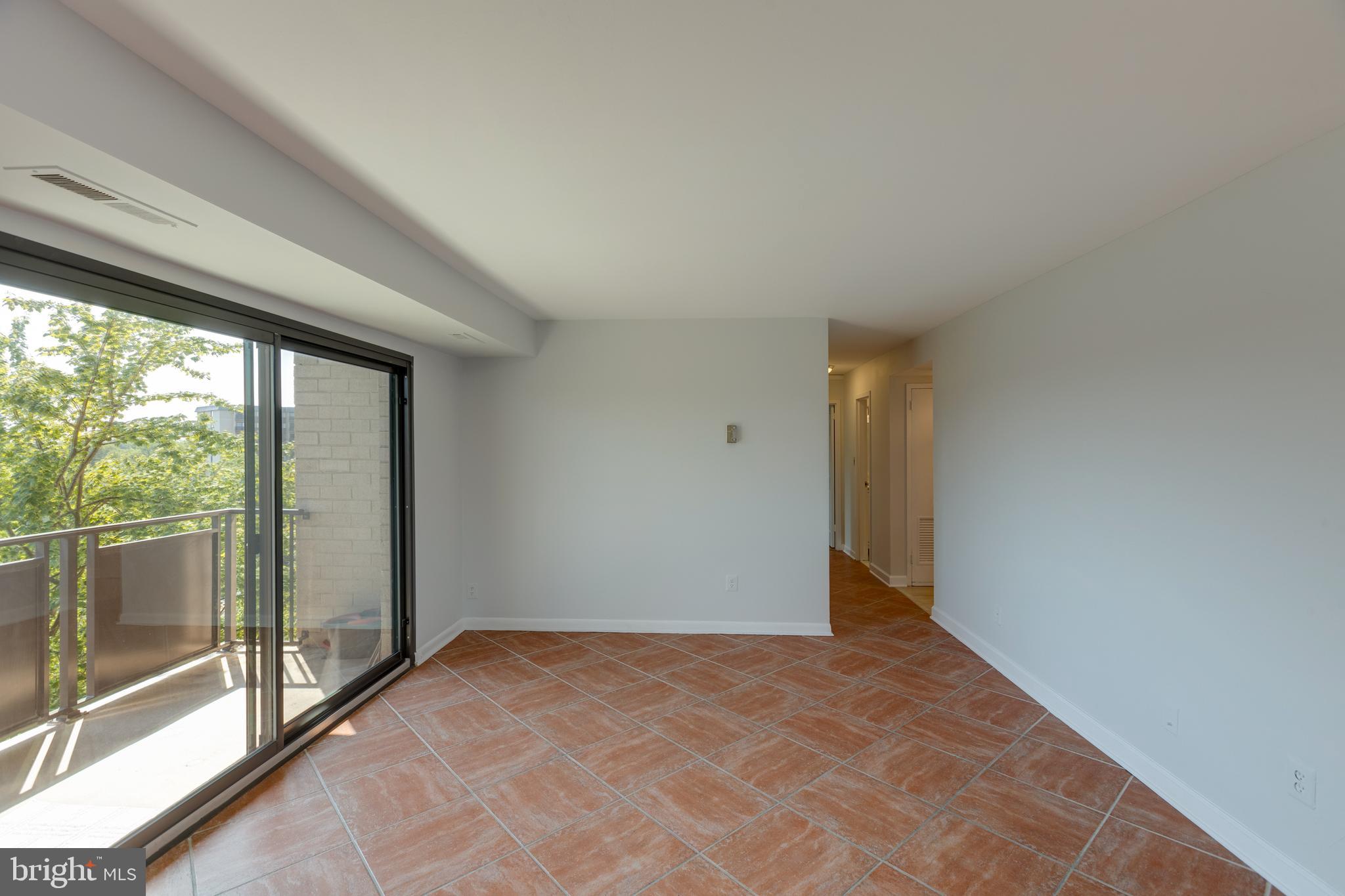 WOODLAKE TOWERS - Residential