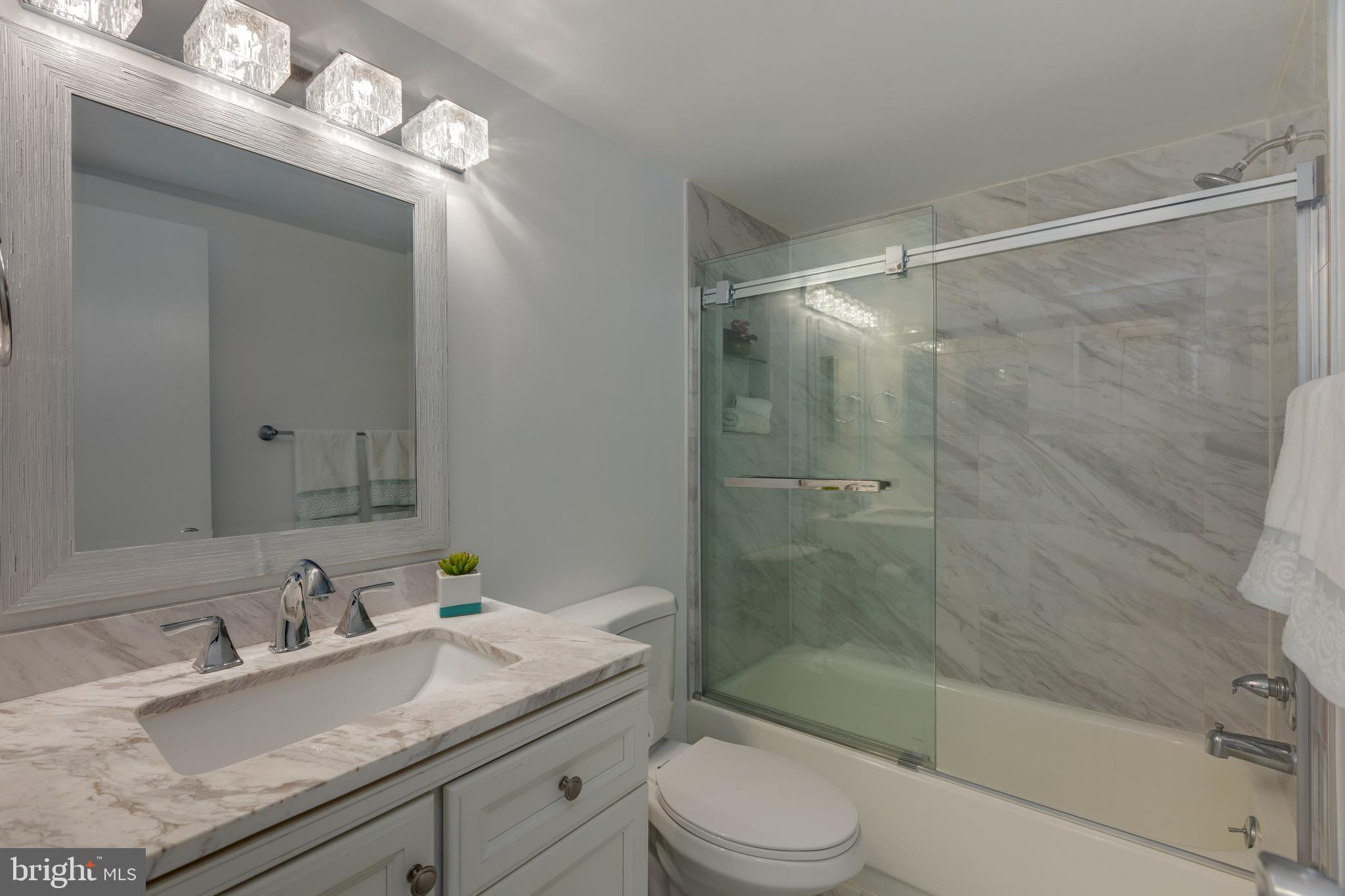 WOODLAKE TOWERS - Residential