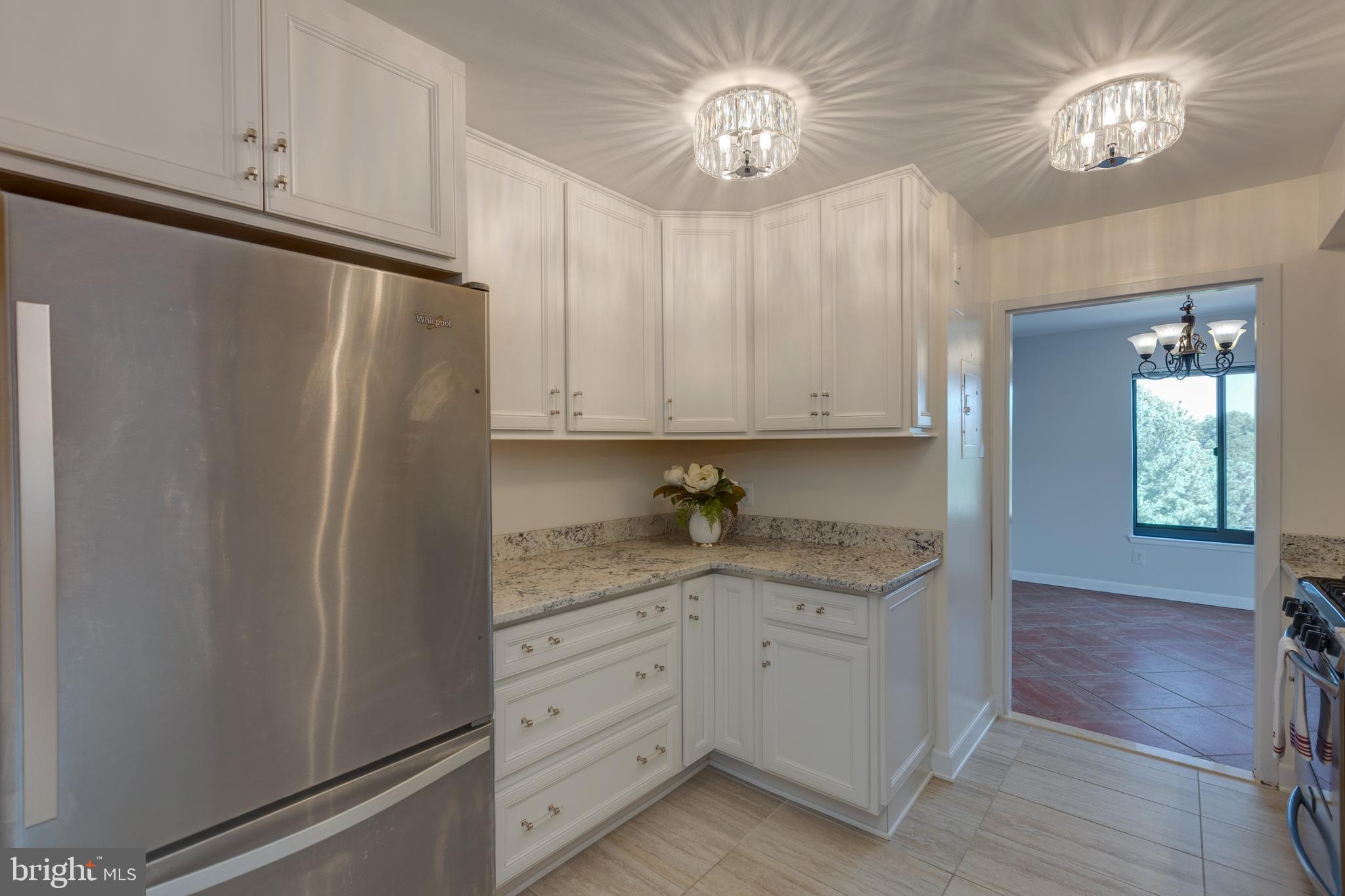 WOODLAKE TOWERS - Residential