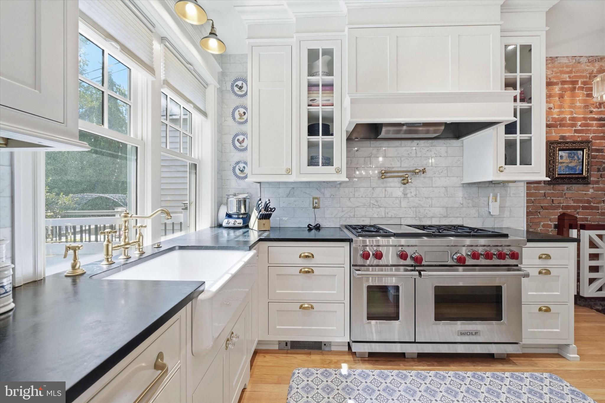 COOL SPRING - Residential