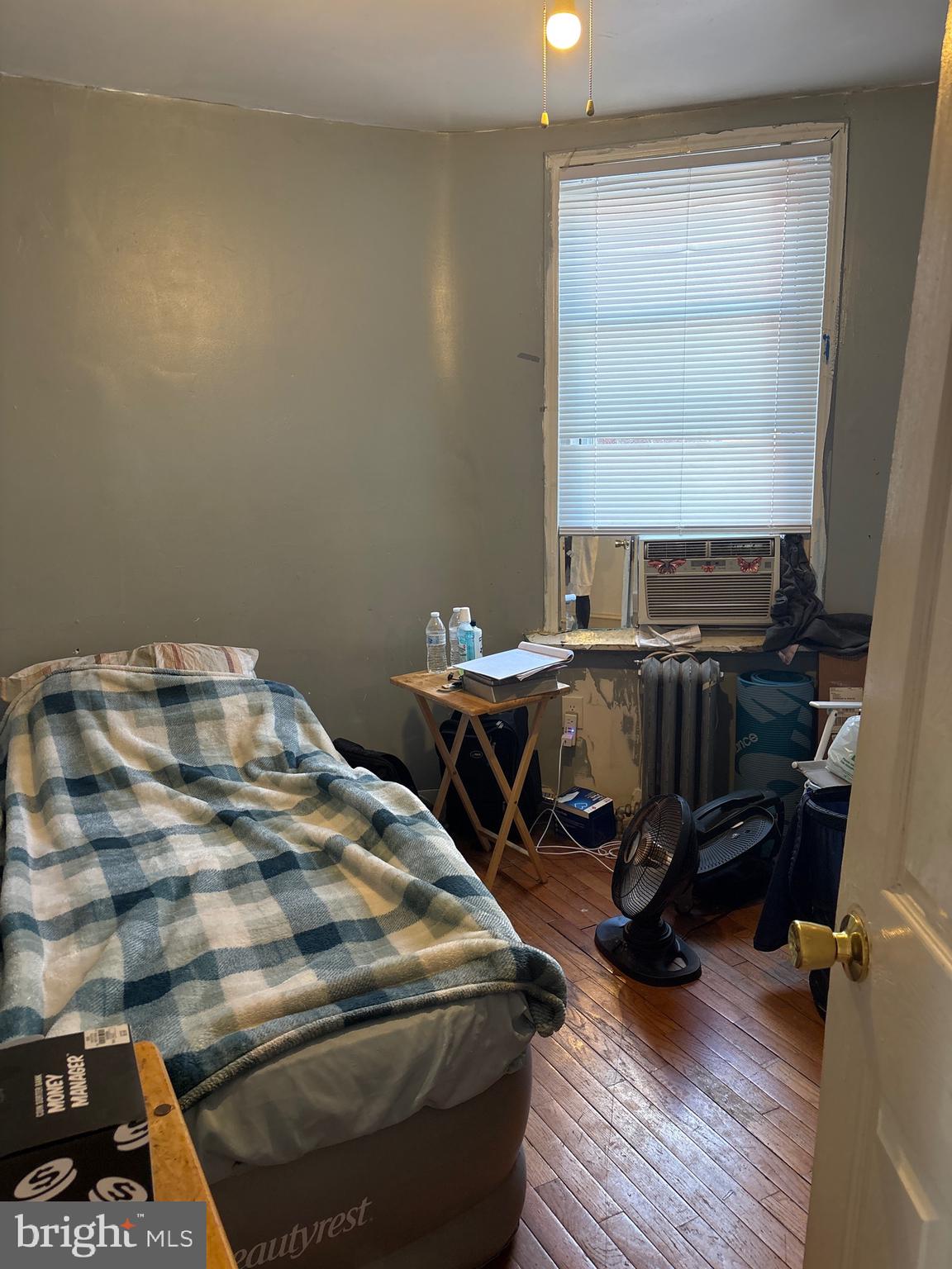 OXFORD CIRCLE - Residential