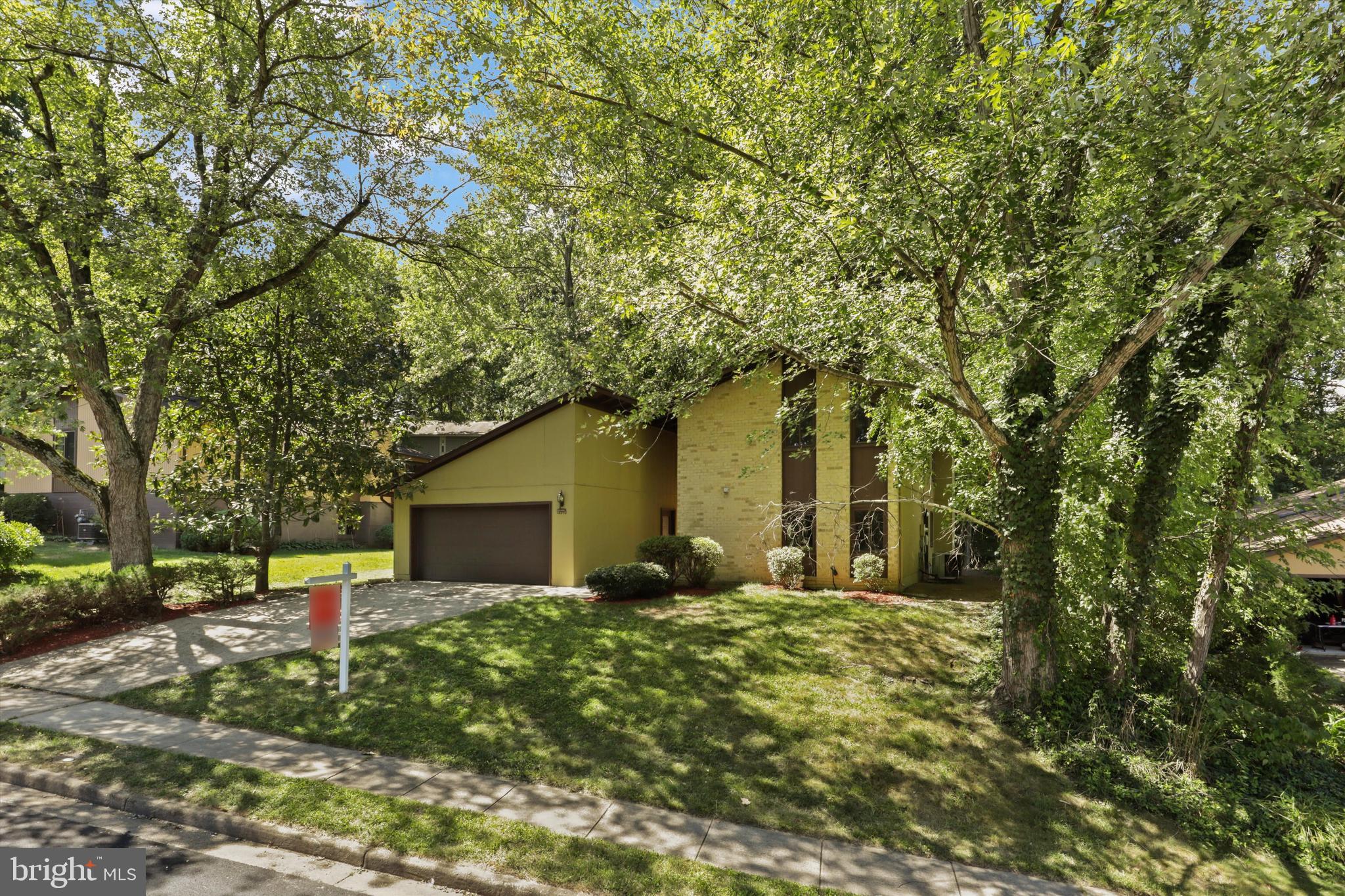 LAKE RIDGE - Residential