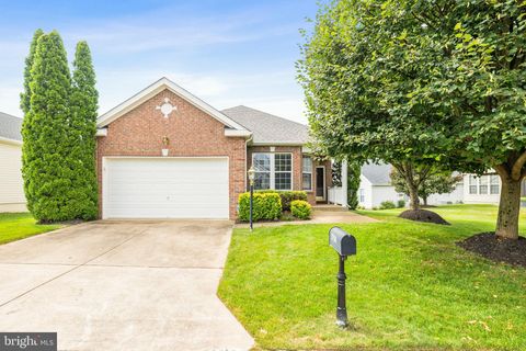 3750 CHINA GROVE MEWS DUMFRIES VA 22025