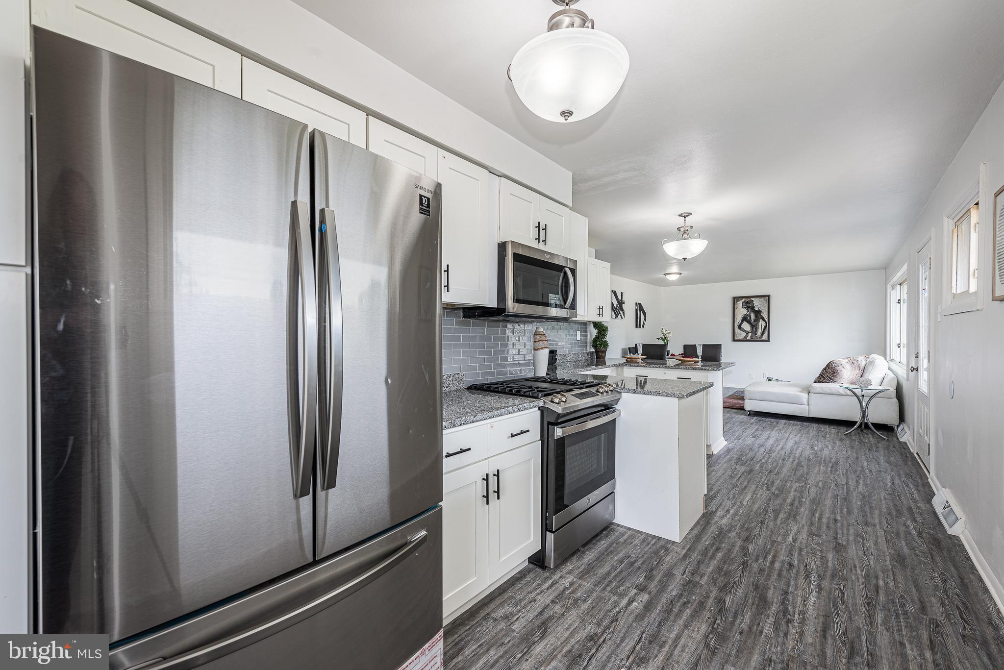 ABERDEEN HILLS - Residential