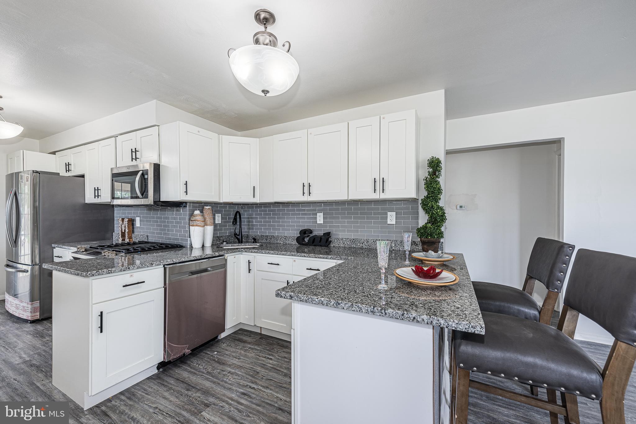 ABERDEEN HILLS - Residential