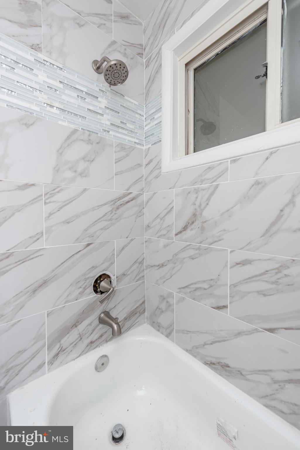 ABERDEEN HILLS - Residential