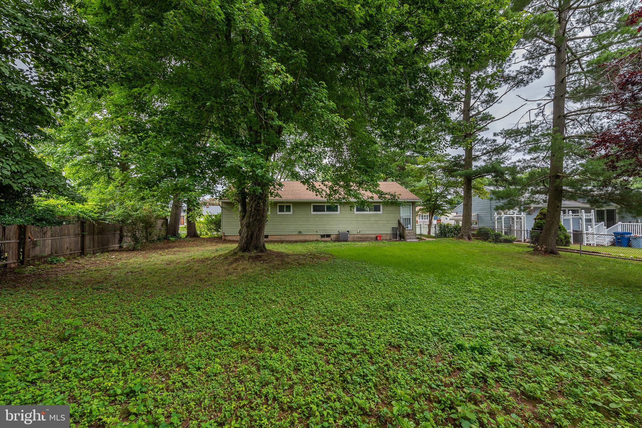 ABERDEEN HILLS - Residential