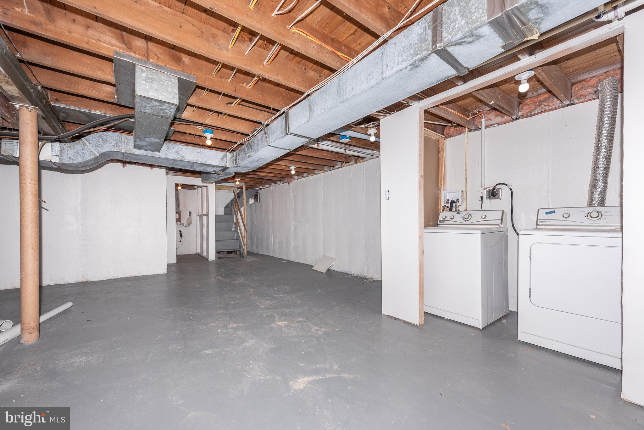 ABERDEEN HILLS - Residential