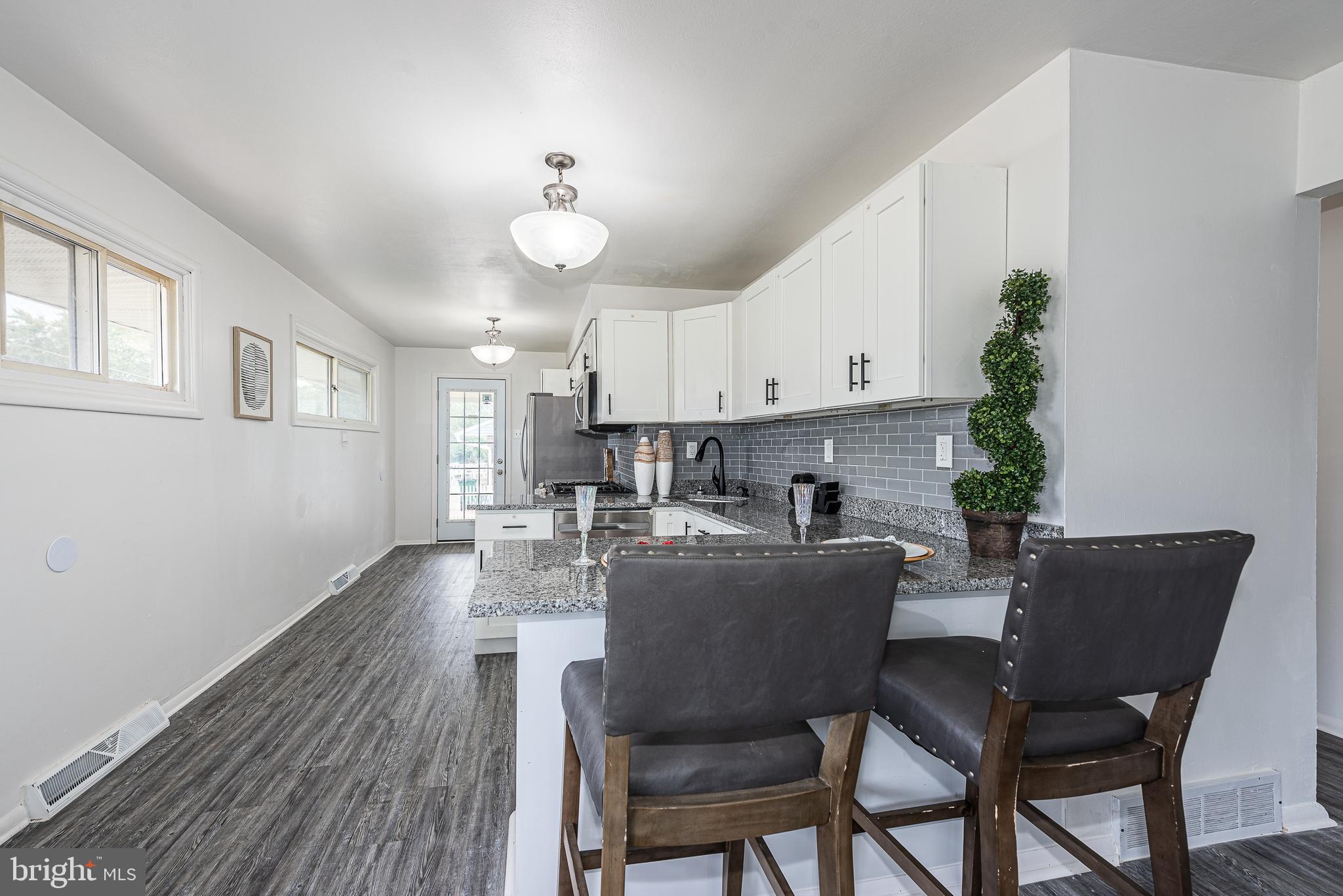 ABERDEEN HILLS - Residential