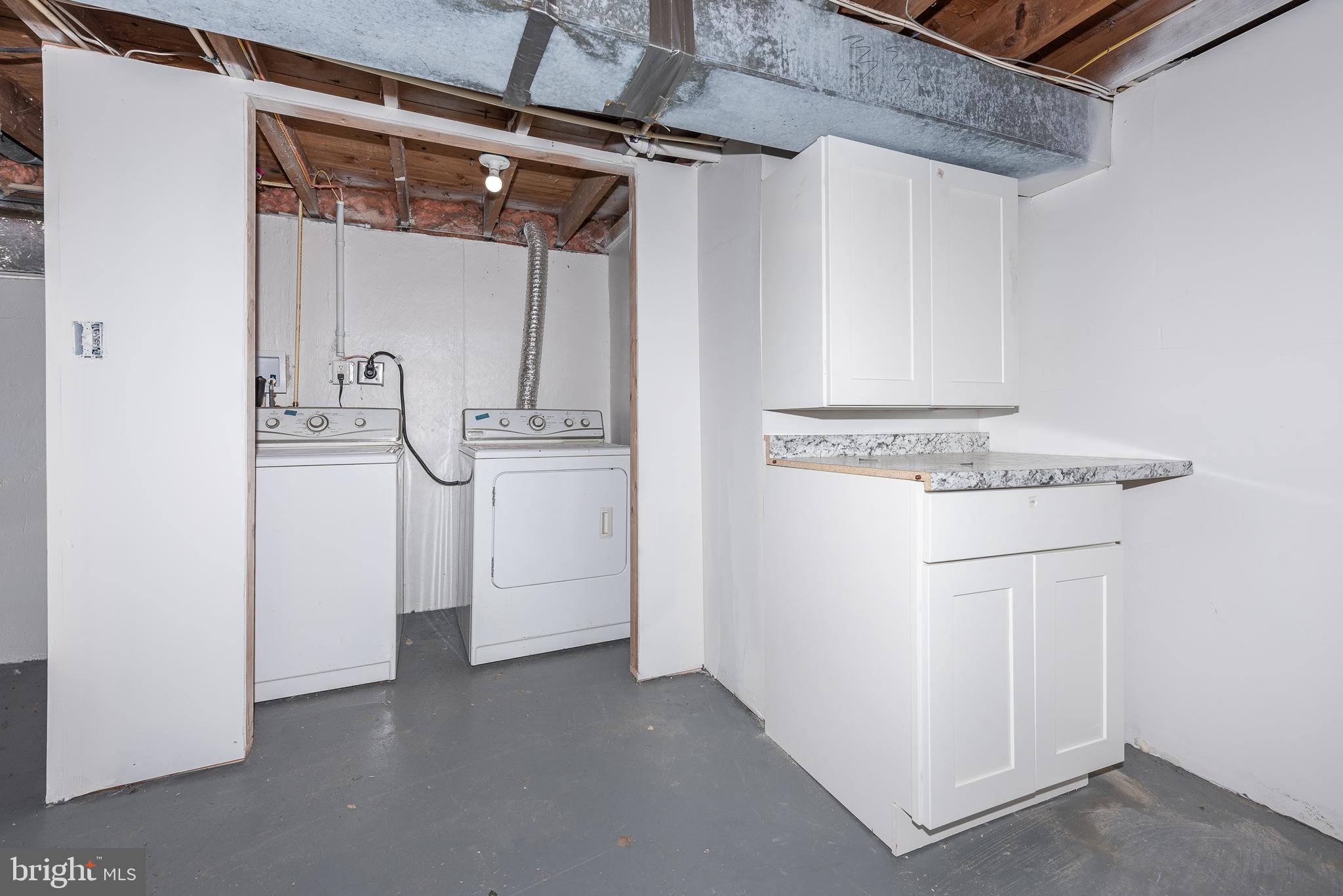 ABERDEEN HILLS - Residential