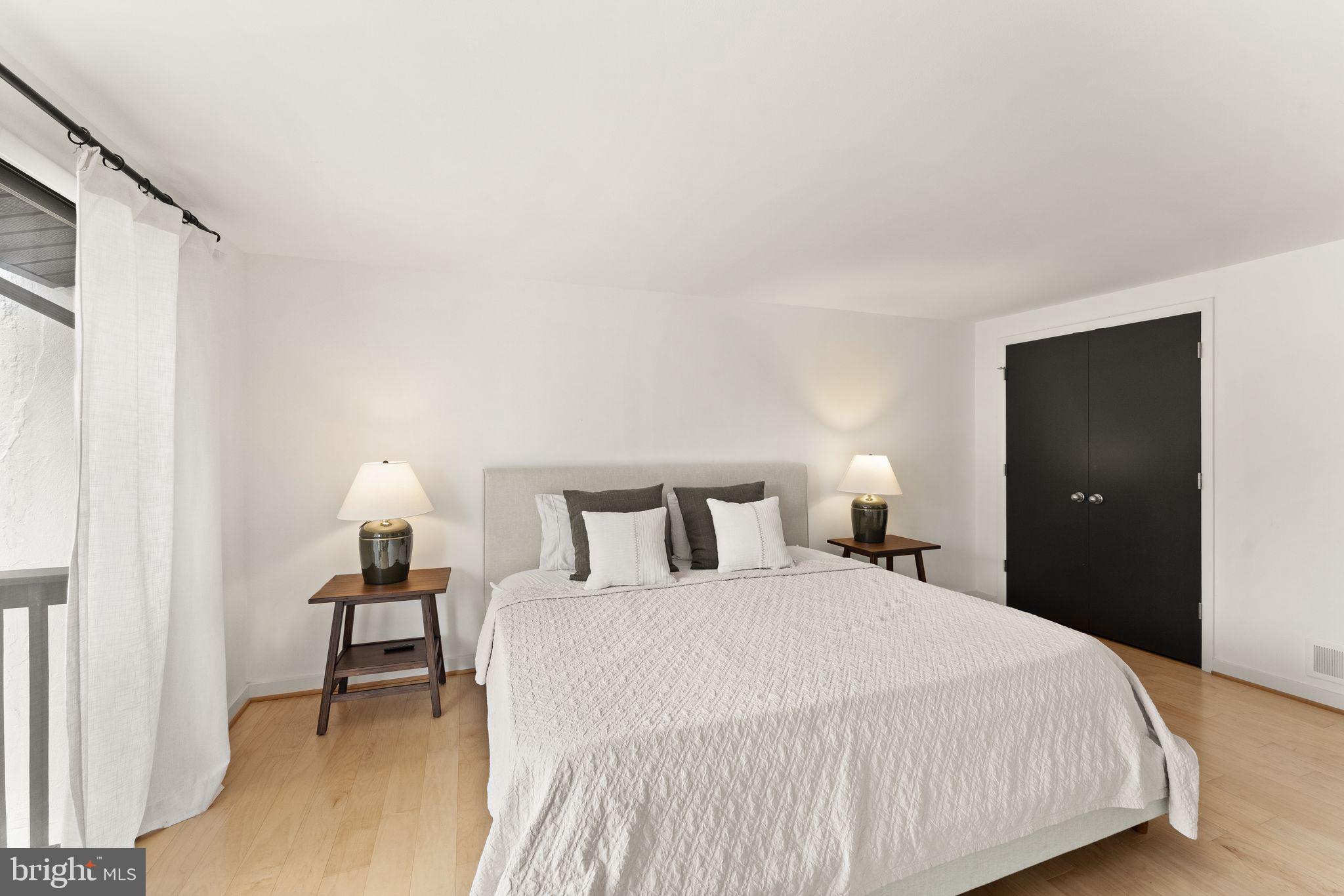 SUGARLAND RUN - Residential