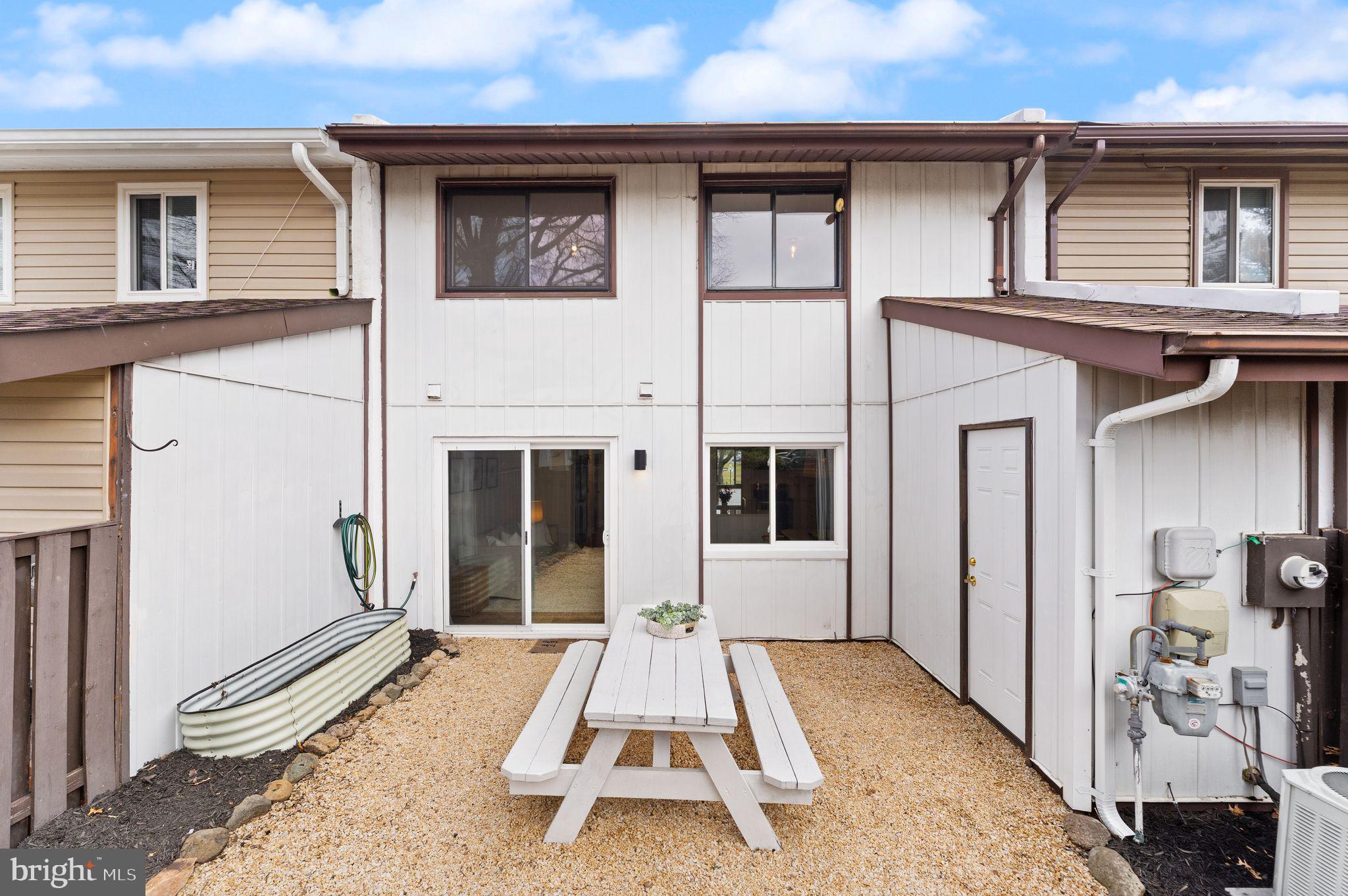 SUGARLAND RUN - Residential