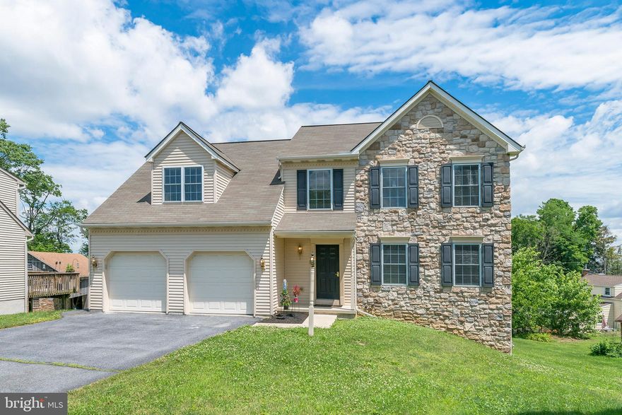 Quiet cul-de-sac in Hempfield School District. 4 bedroom 2 1/2 bath home with magnificent countryside view. 2300 square feet plus partially finished daylight , walkout lower level.  Eat-In kitchen with island, breakfast bar, and all appliances. Formal dining room. 1st floor family room with corner gas fireplace. Large 22 ft. Owner's suite with 2- walk-in closets. Jacuzzi master bath with stand up shower and double bowl sink. 2nd floor laundry room. 2-car garage. Natural gas heat. Central air. Tilt-in windows. Hardwood floors. Great home waiting for new owners!