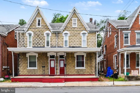 328 N College Street, Carlisle, PA 17013 - #: PACB2055290