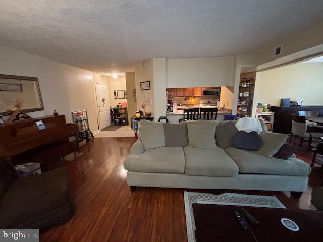 6400 SAINT IGNATIUS DRIVE 5103