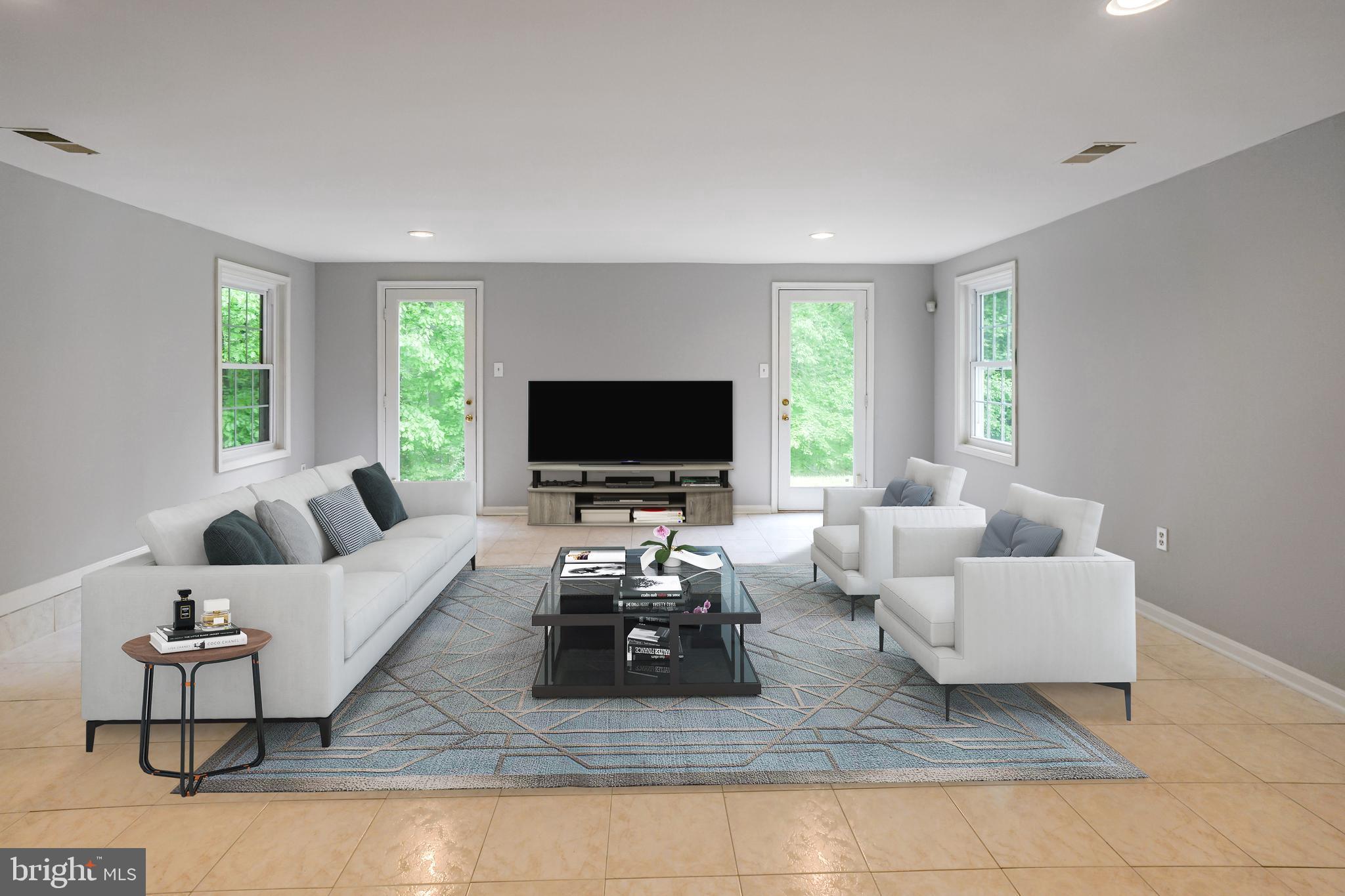 WOODLAND FALLS - Residential