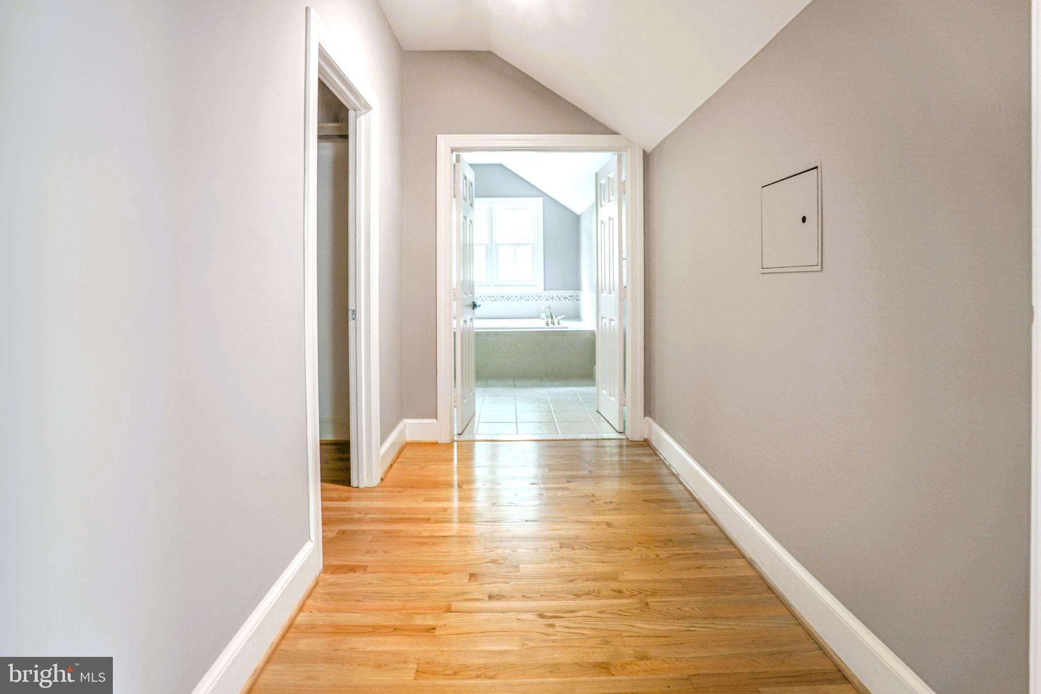 WOODLAND FALLS - Residential