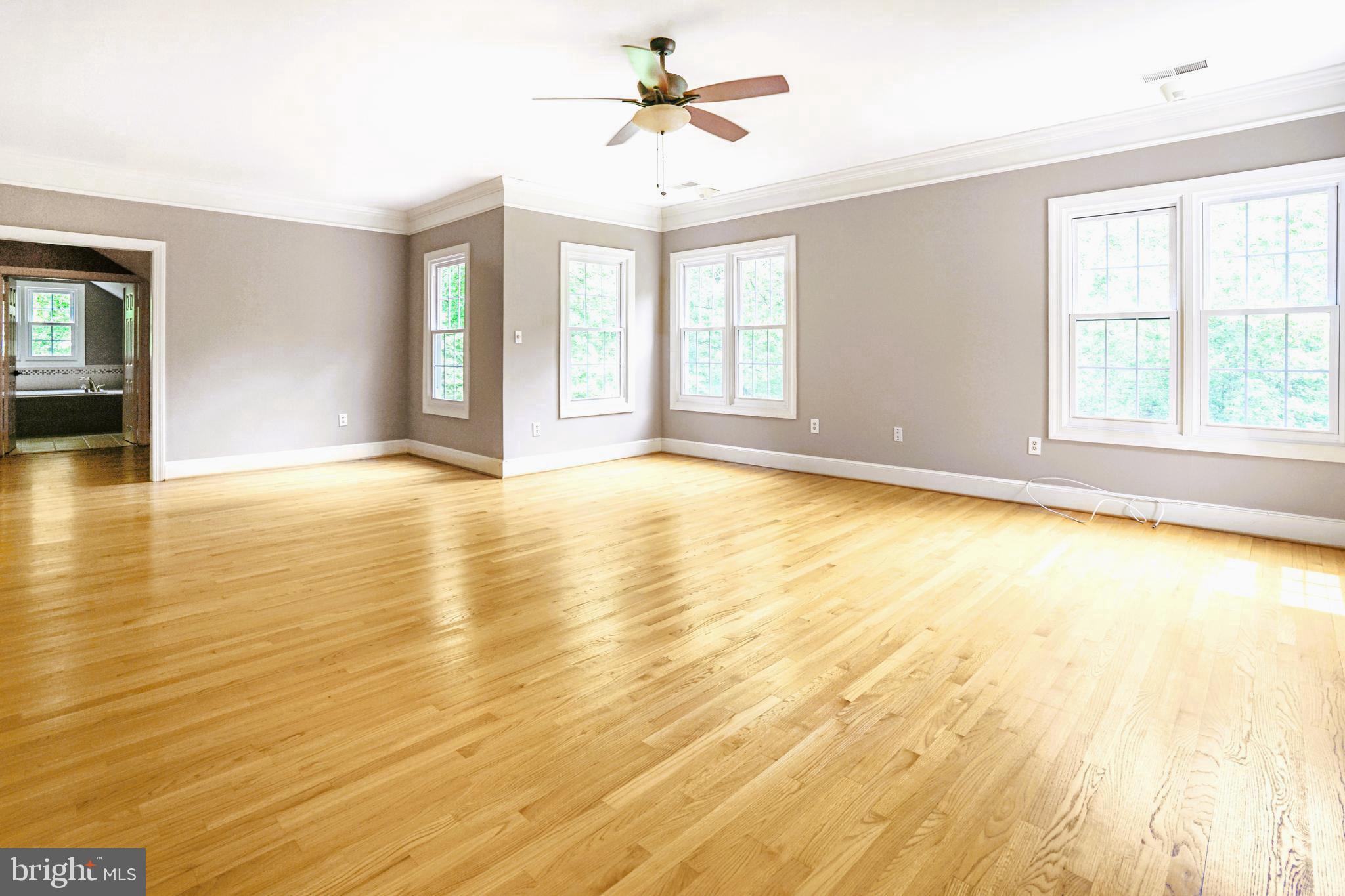 WOODLAND FALLS - Residential