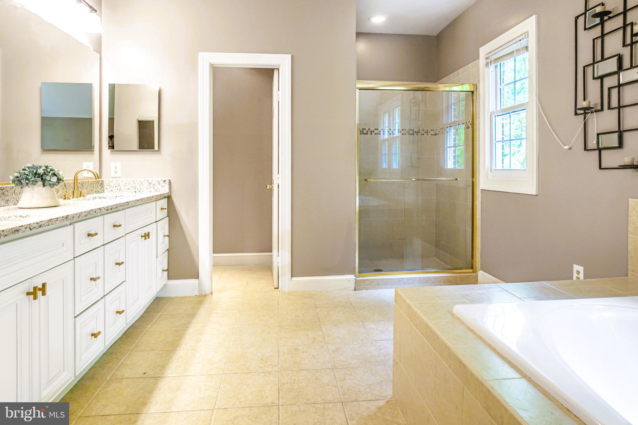 WOODLAND FALLS - Residential