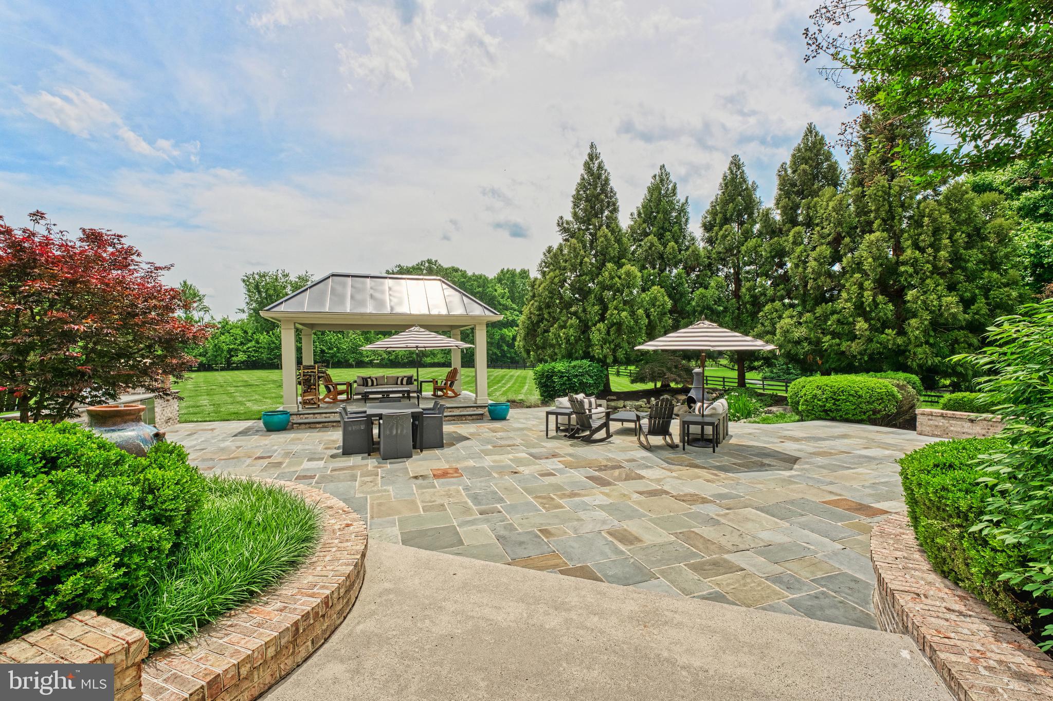 GRENATA - Residential