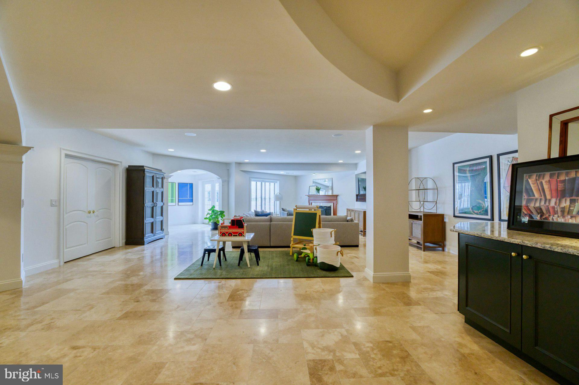 GRENATA - Residential