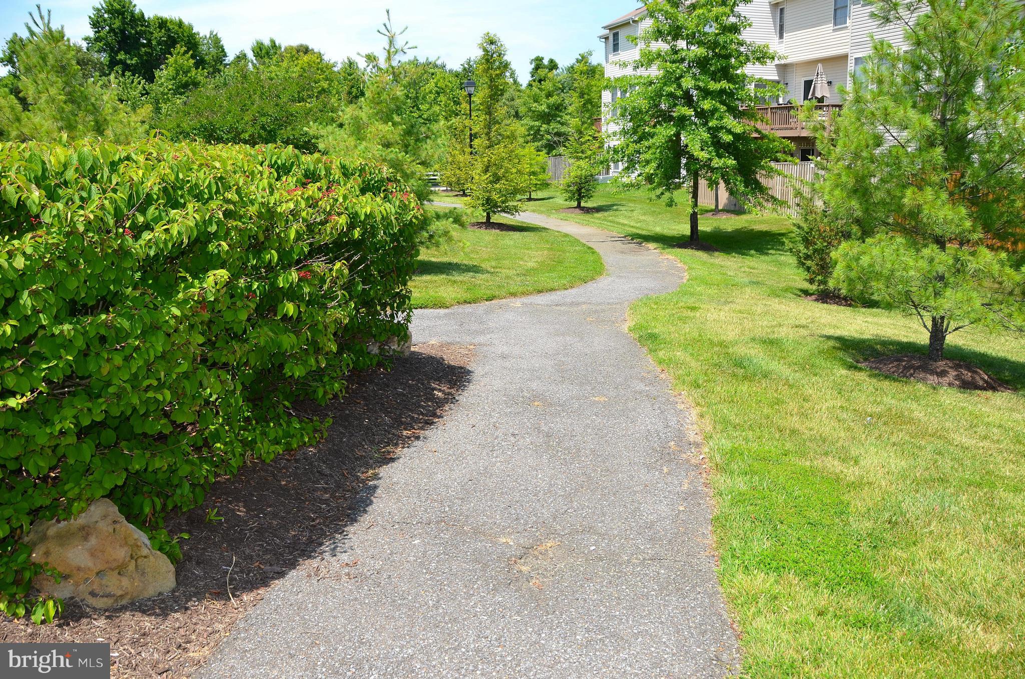 RIVER OAKS - Residential