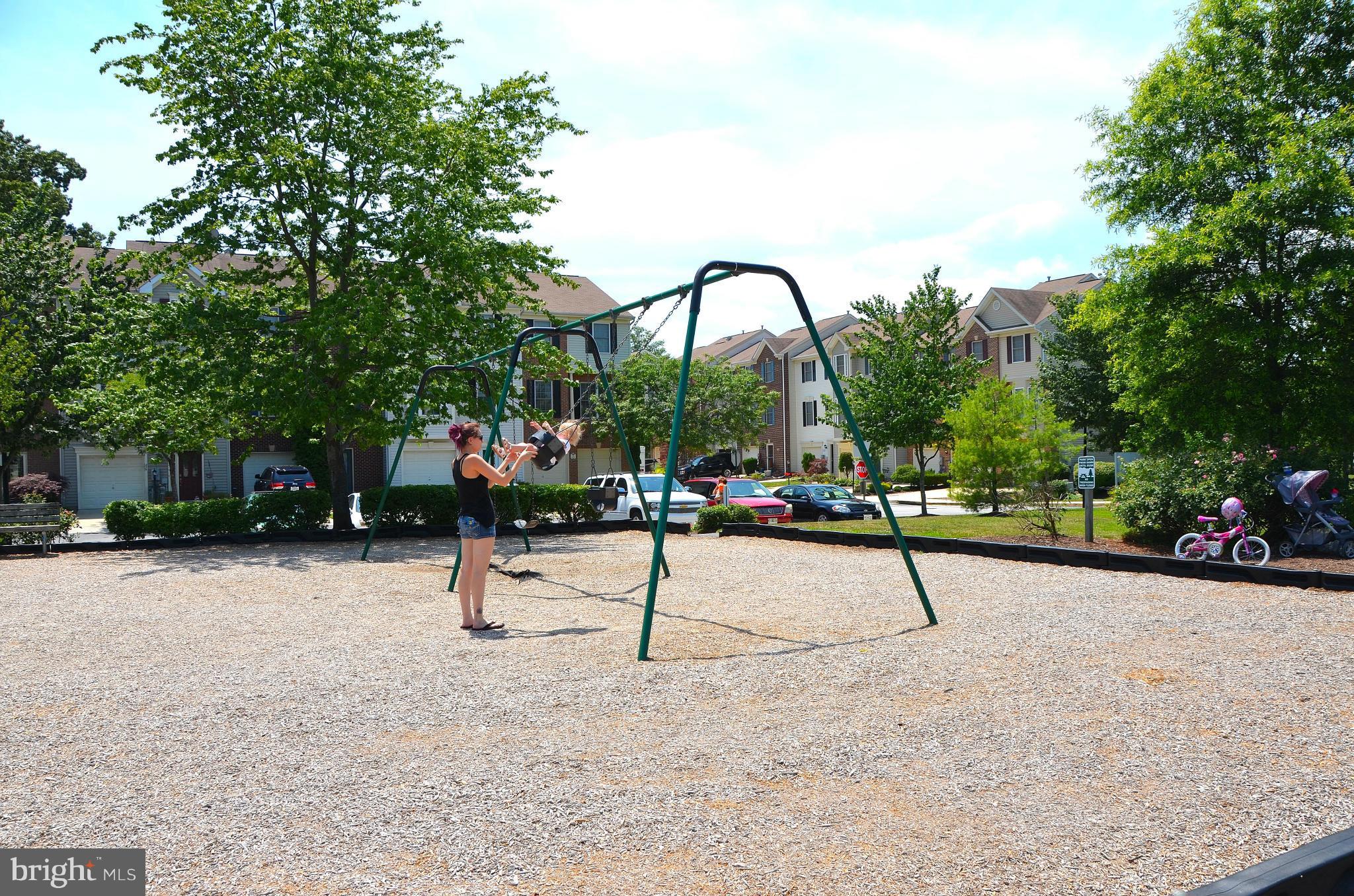 RIVER OAKS - Residential