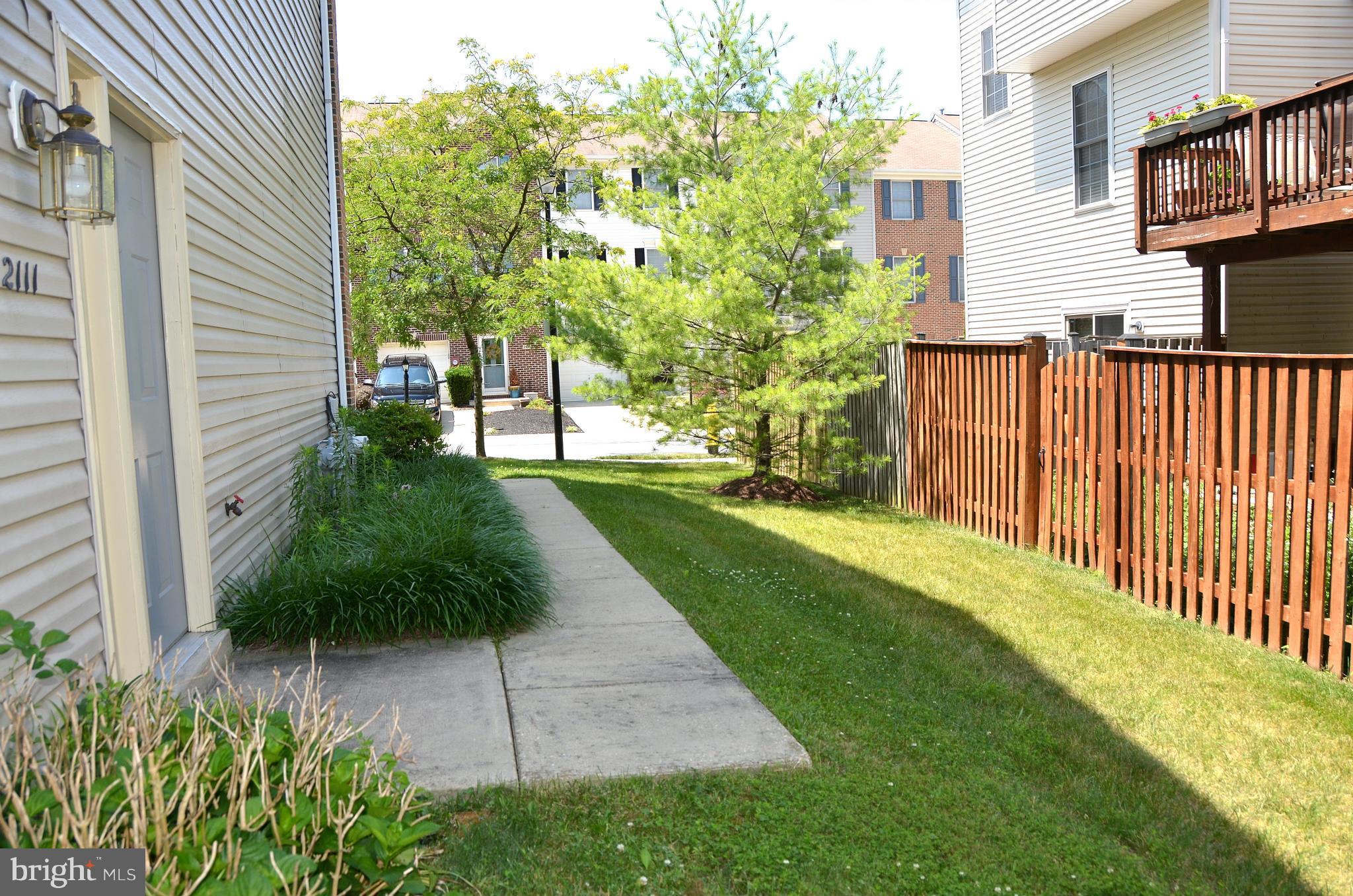 RIVER OAKS - Residential