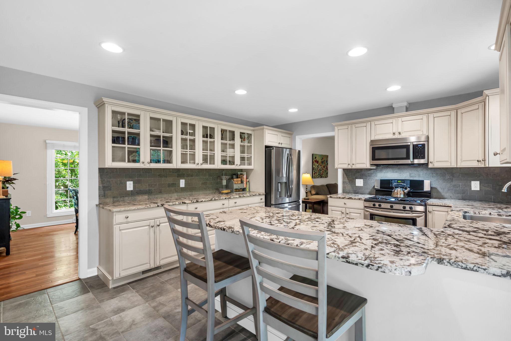 285 MEADOWBROOK ROAD