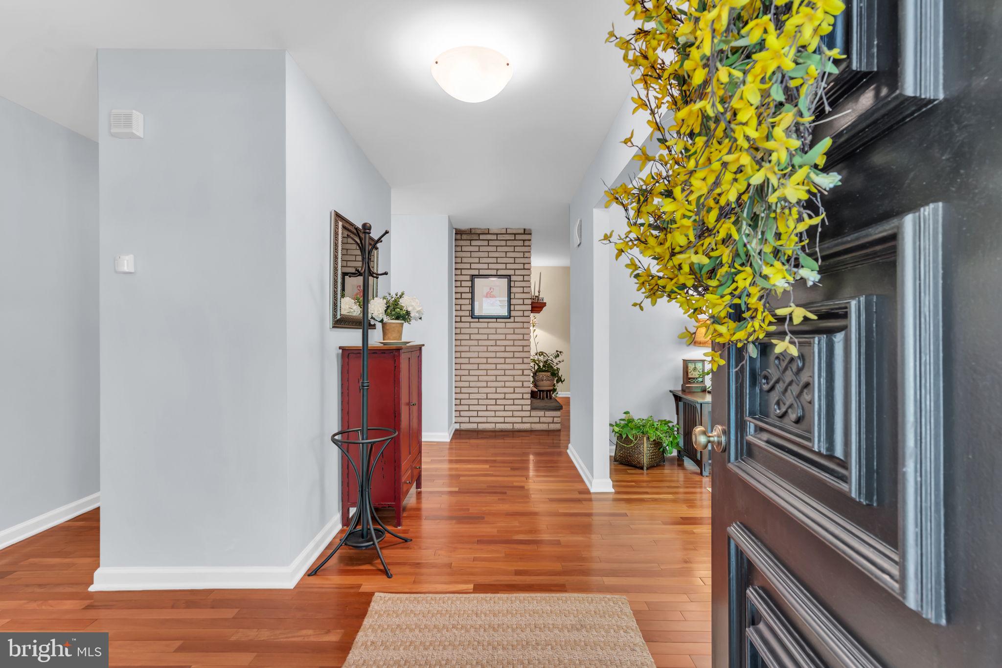 285 MEADOWBROOK ROAD