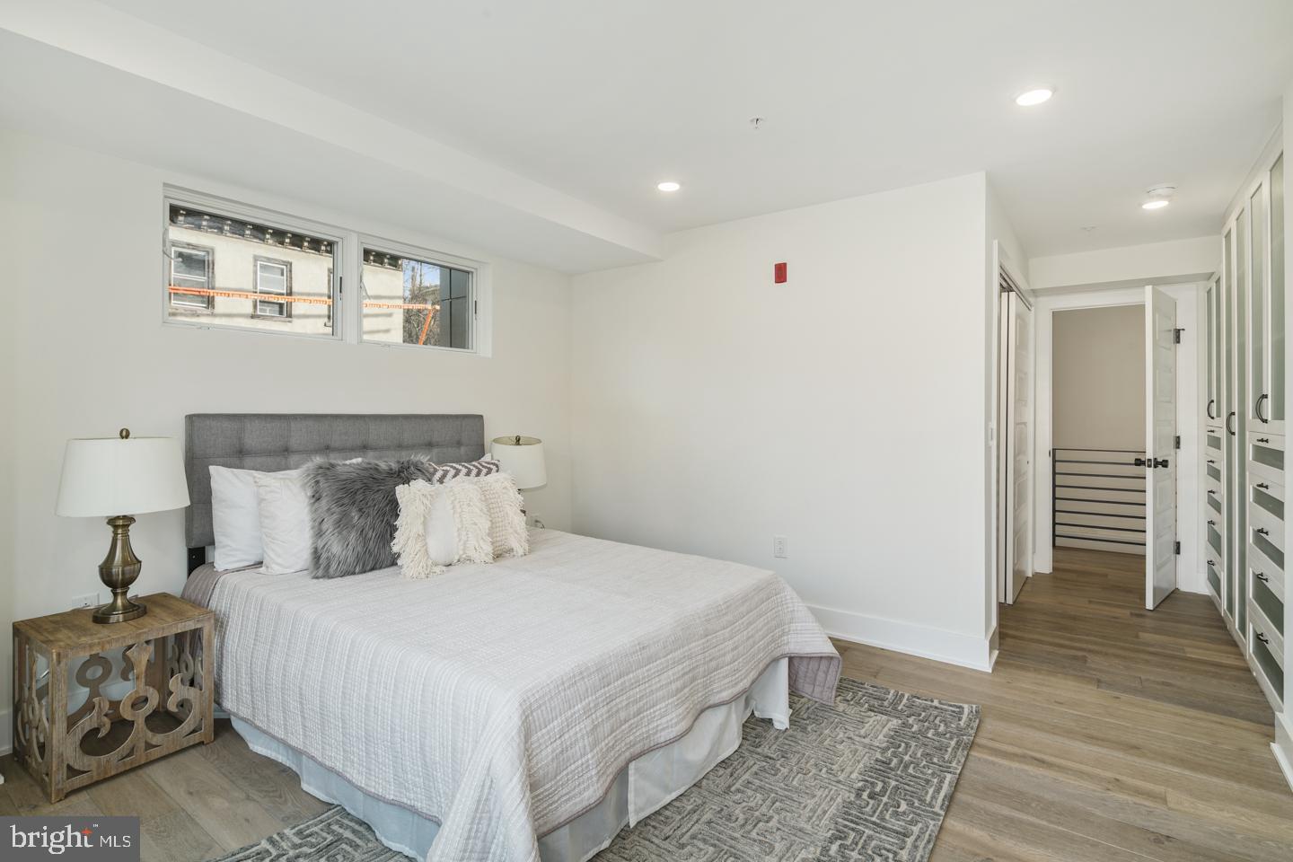 GRADUATE HOSPITAL - Residential Lease