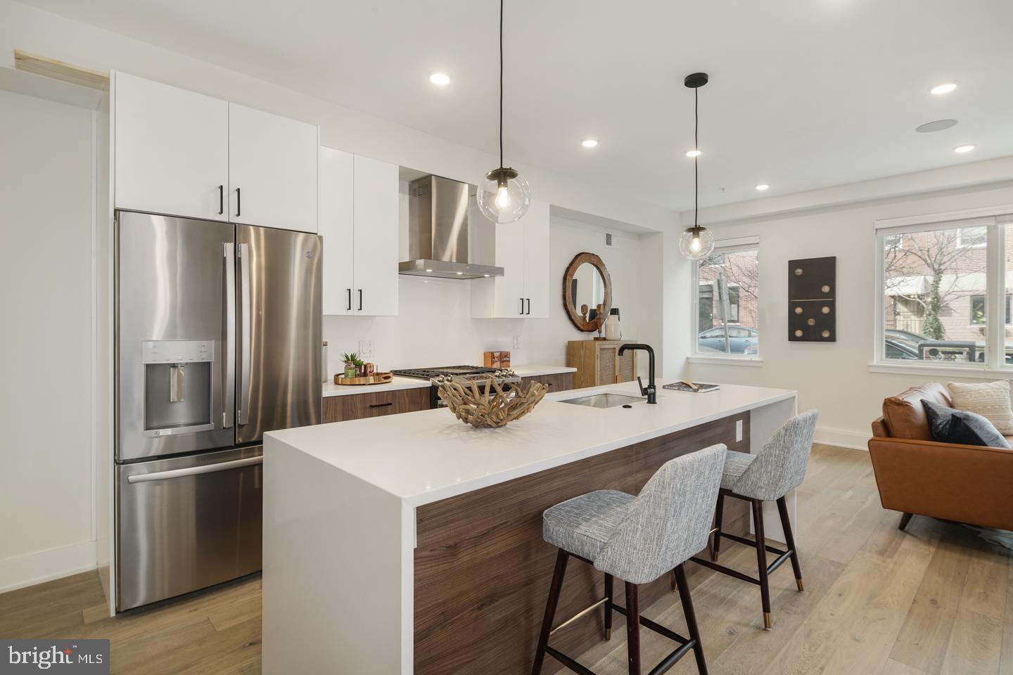 GRADUATE HOSPITAL - Residential Lease