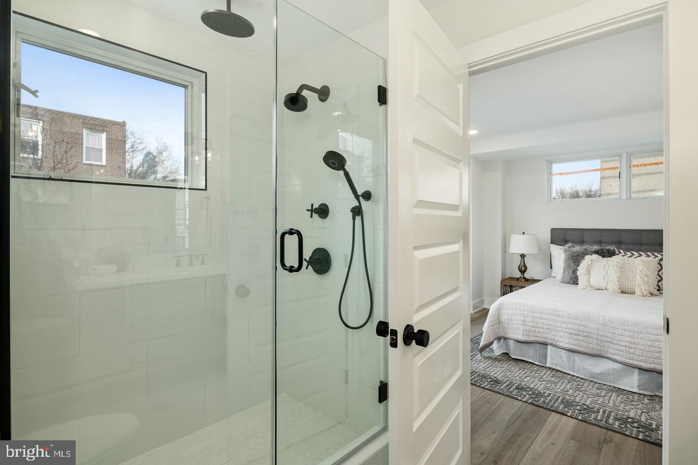 GRADUATE HOSPITAL - Residential Lease