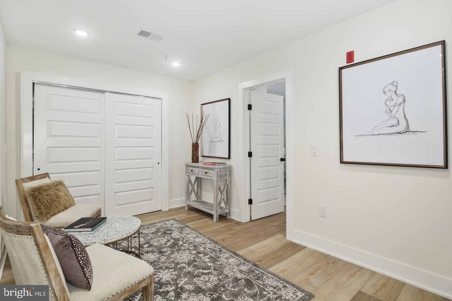 GRADUATE HOSPITAL - Residential Lease