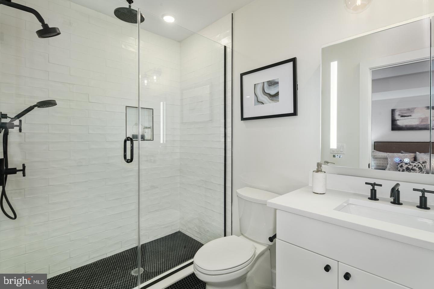 GRADUATE HOSPITAL - Residential Lease