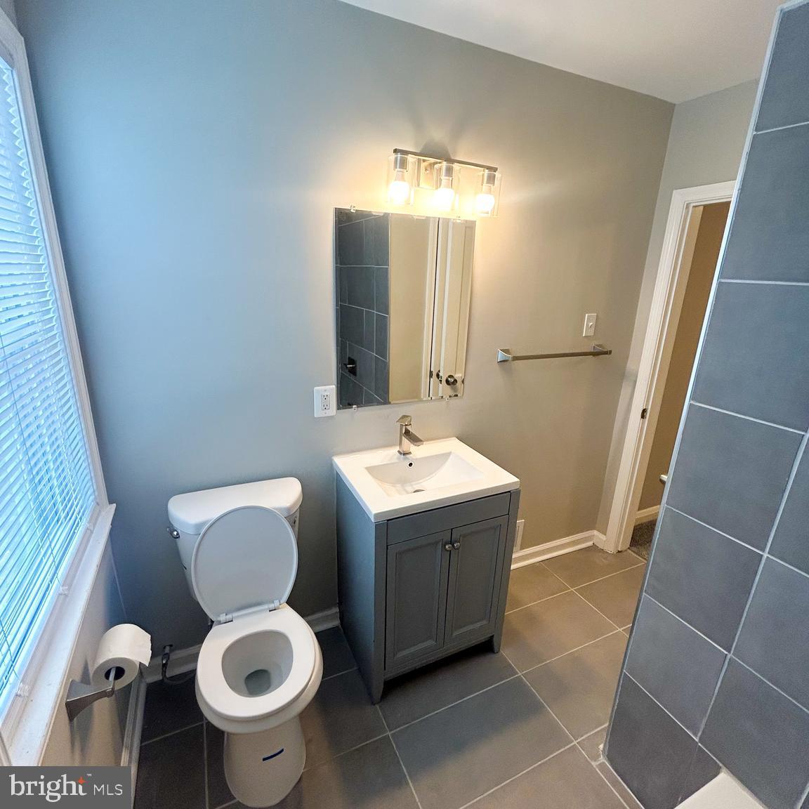 IDLEWOOD - Residential Lease