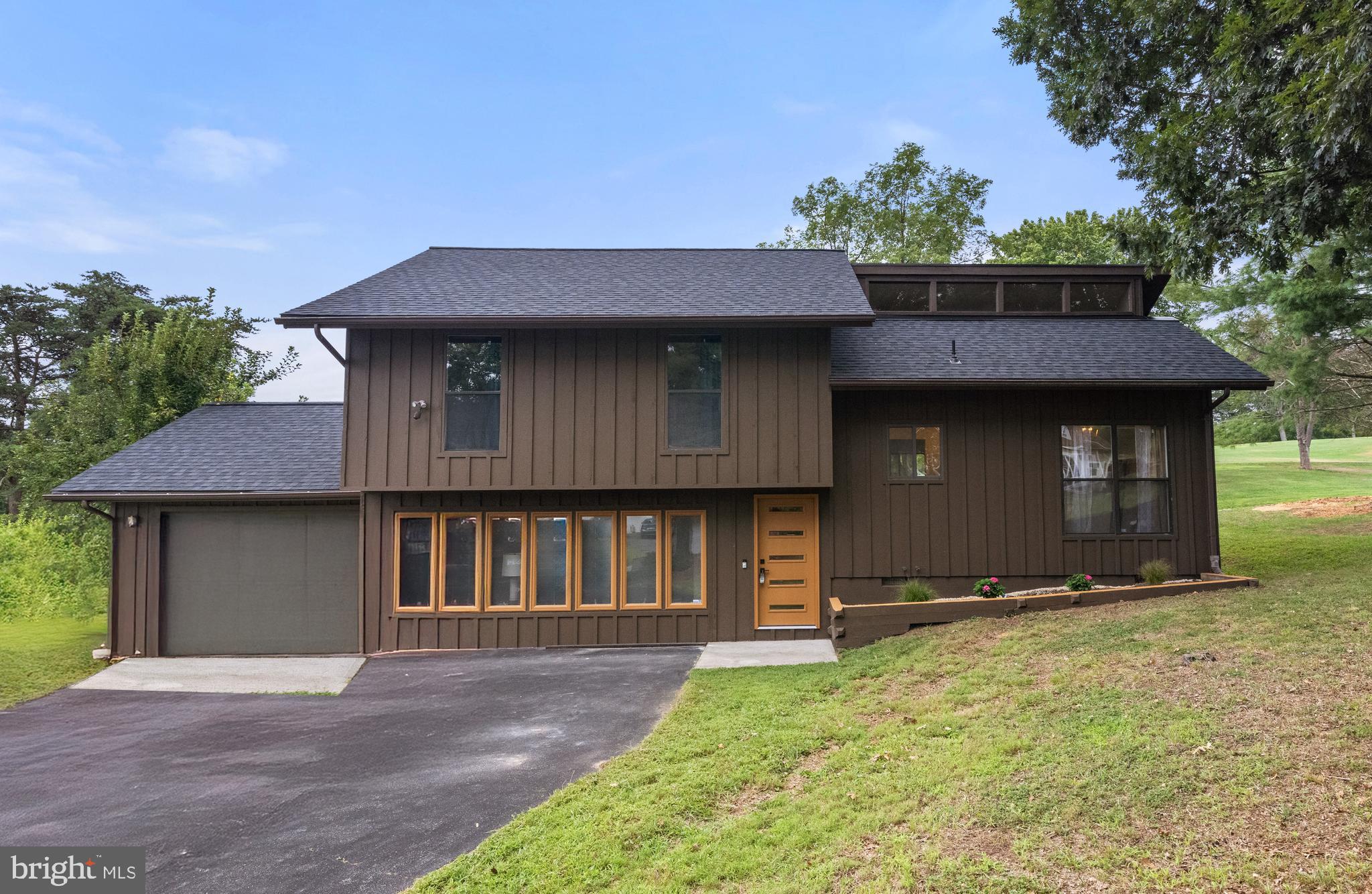 203 THE WOODS ROAD